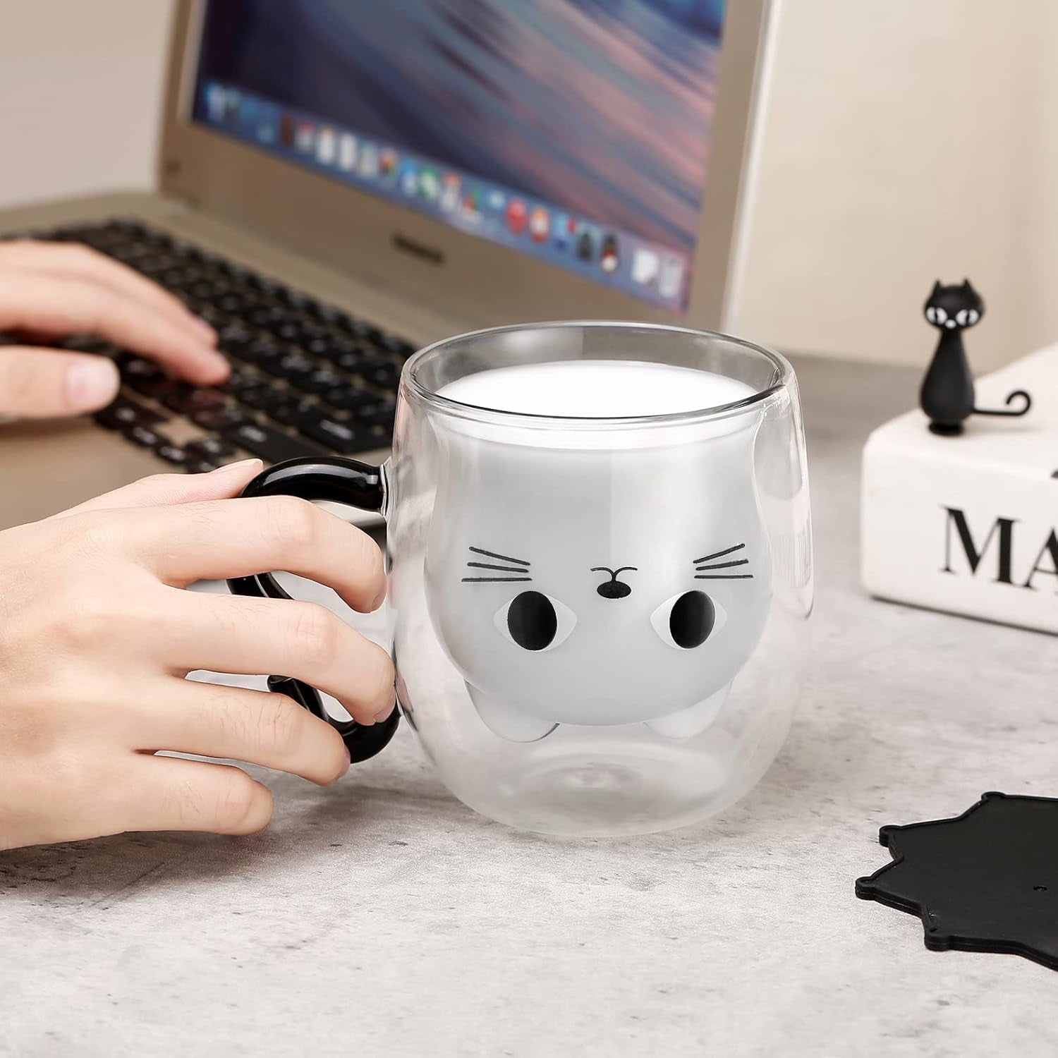 Cute Cat Double Wall Glass Coffee Mug – 8.5oz Insulated Tea & Coffee Cup Gift for Cat Lovers