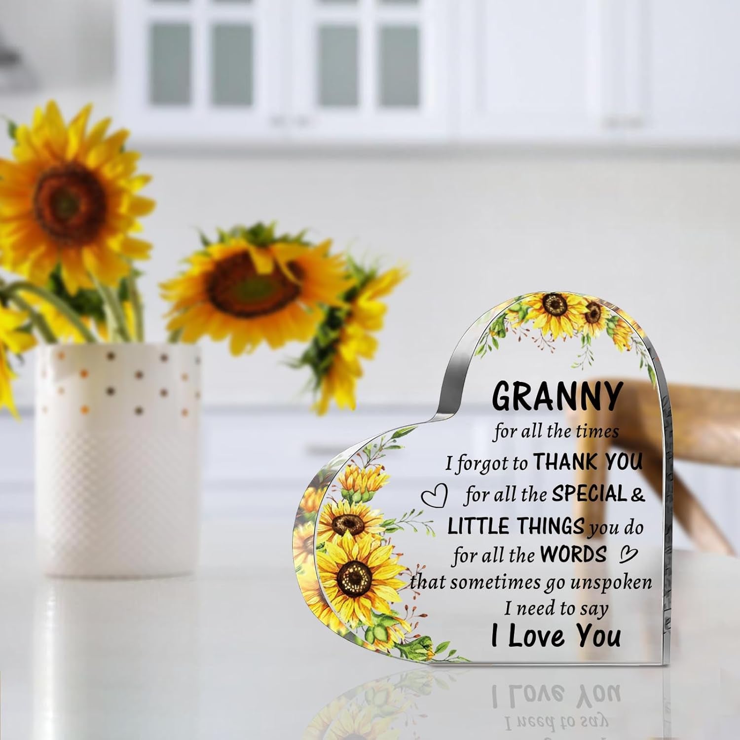 Granny Mothers Day Gifts from Grandkids, to My Nana Acrylic Heart Sign Keepsake Presents, Birthday Christmas Valentines Day Gifts for Granny Grandma Grandmother