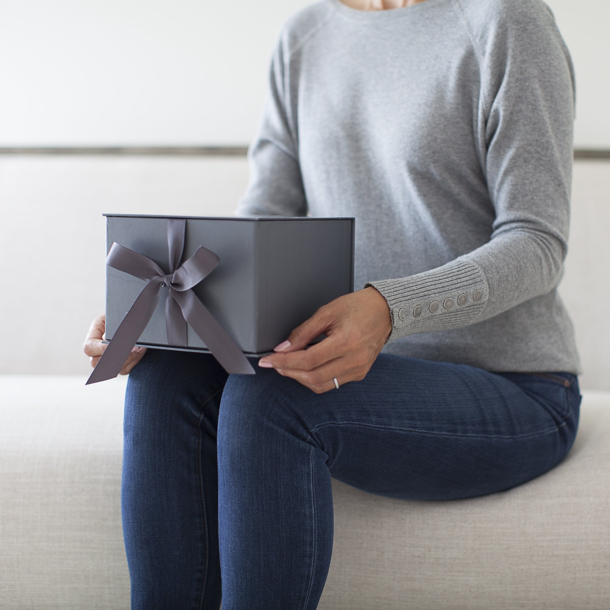 Gray Gift Box with Lid, 7 in