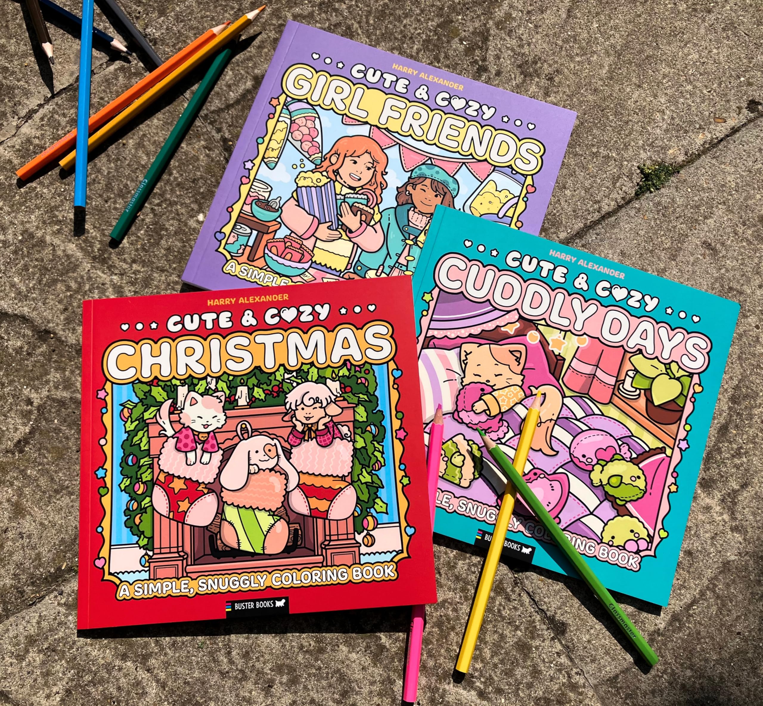 Cute & Cozy: Christmas: A Simple, Snuggly Coloring Book