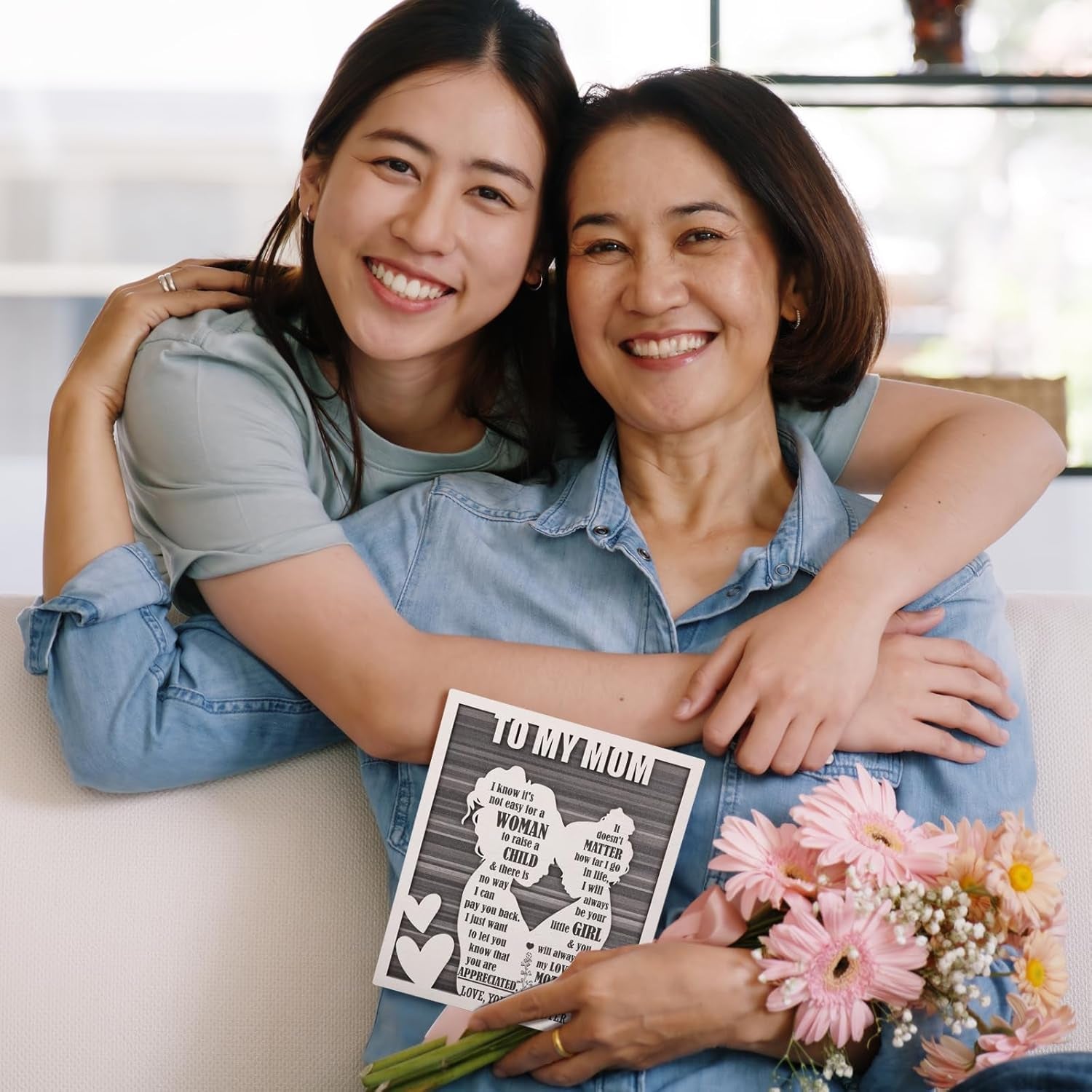 Mother’S Day for Mom from Daughter, Rustic Mom and Daughter Hug Wood Sign, Best Bonus Mama Step Mother in Law Birthday Valentines, Christmas Gifts Ideas