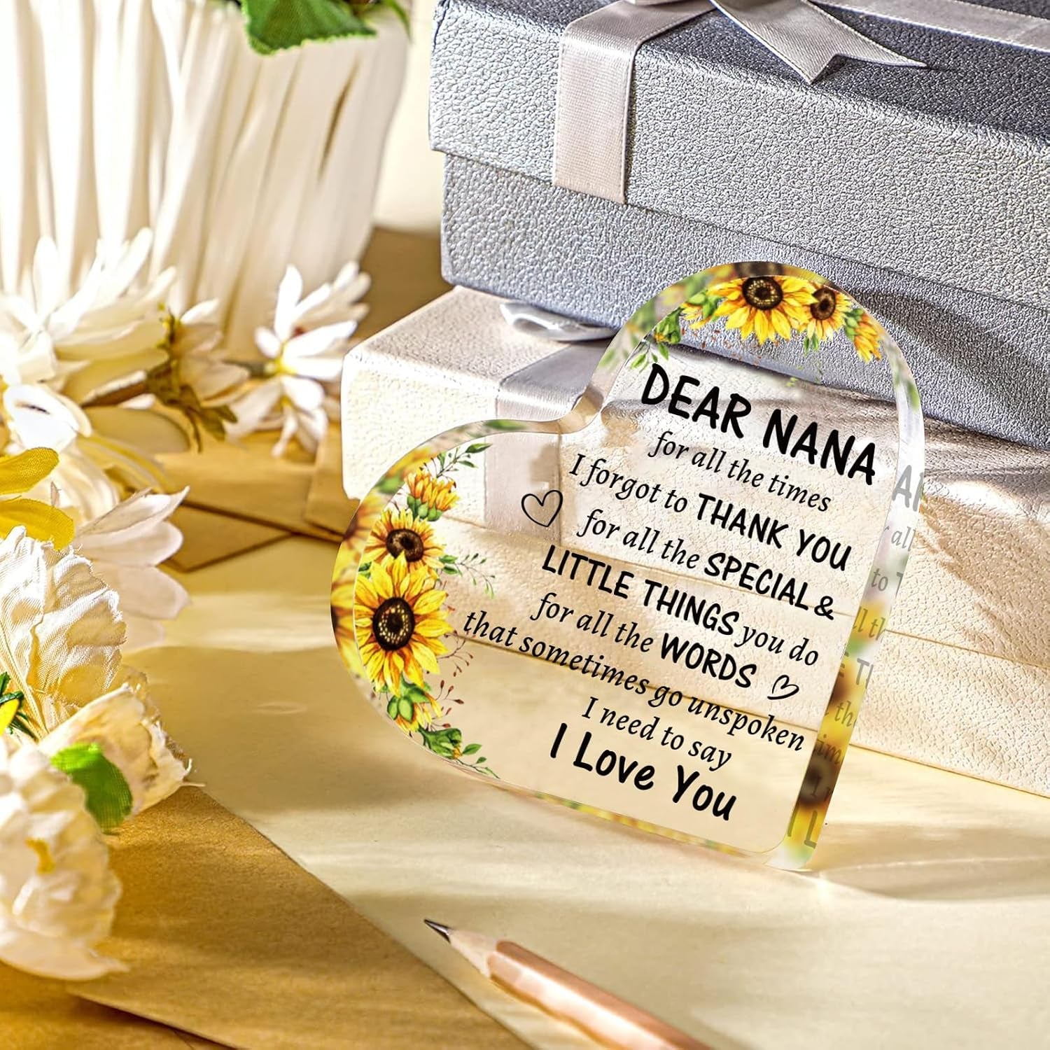 Best Nana Mothers Day Gifts from Grandkids, to My Nana Acrylic Heart Sign Keepsake Presents, Birthday Christmas Valentines Day Gifts for Nana Grandma Grandmother
