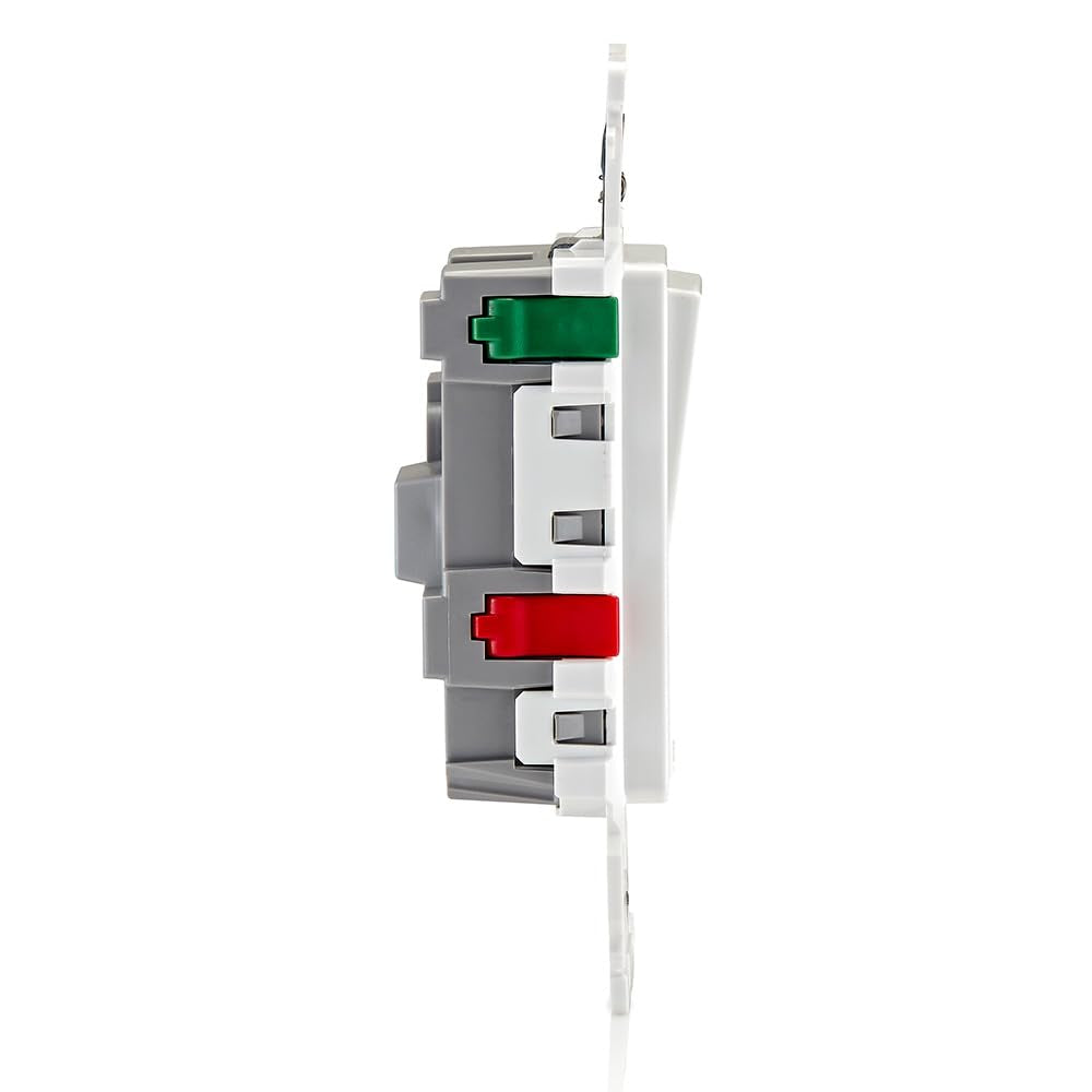 Leviton E5603-SW Decora Edge 15 Amp 3-Way Rocker Switch, White